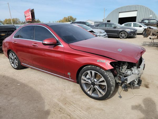 2016 MERCEDES-BENZ C C300