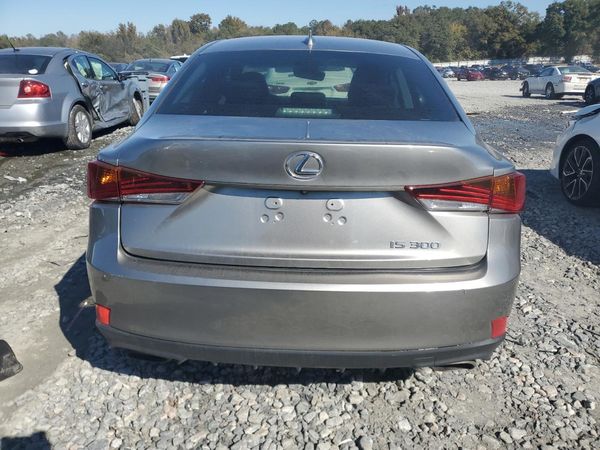 2018 LEXUS IS