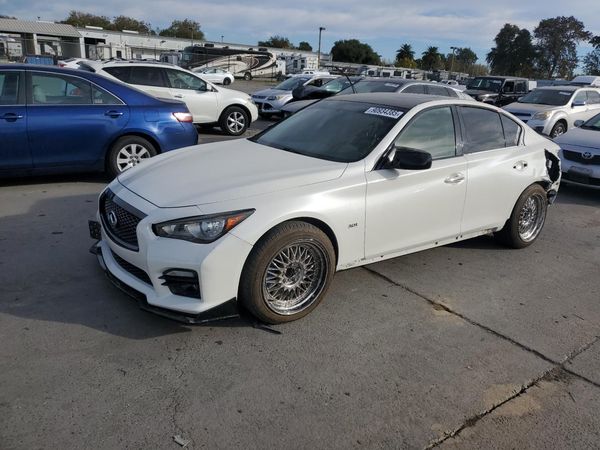 2017 INFINITI Q50 — Front 3/4