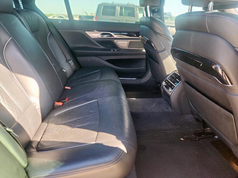 2019 BMW 750i