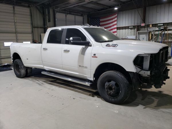 2019 RAM 3500 BIG HORN CREW CAB 4X4