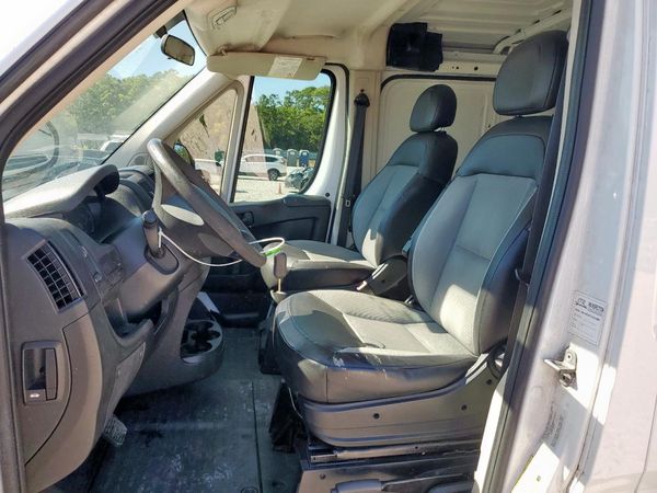 2016 RAM PROMASTER CARGO VAN