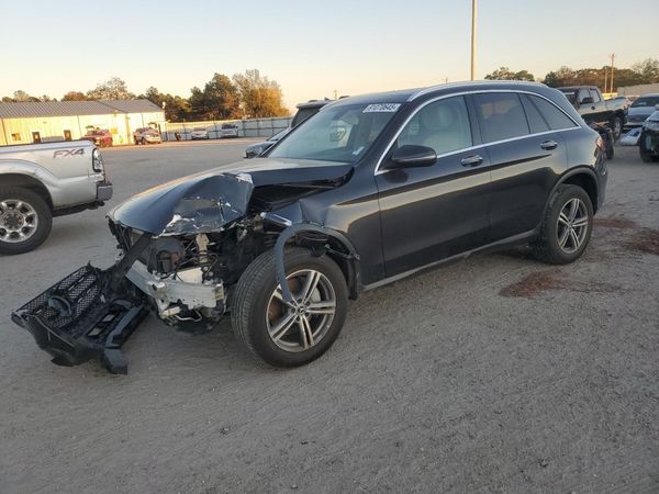 2020 MERCEDES-BENZ GLC GLC300