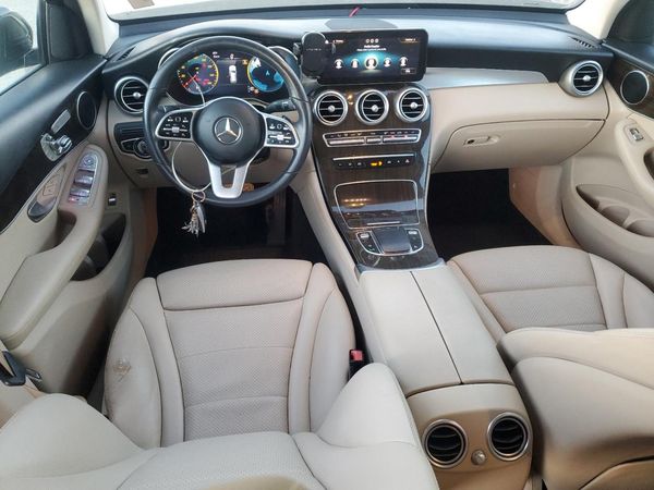 2020 MERCEDES-BENZ GLC GLC300