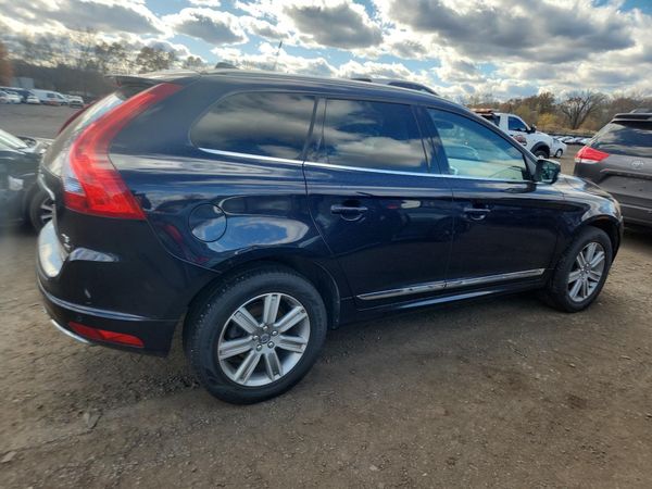 2017 VOLVO XC60