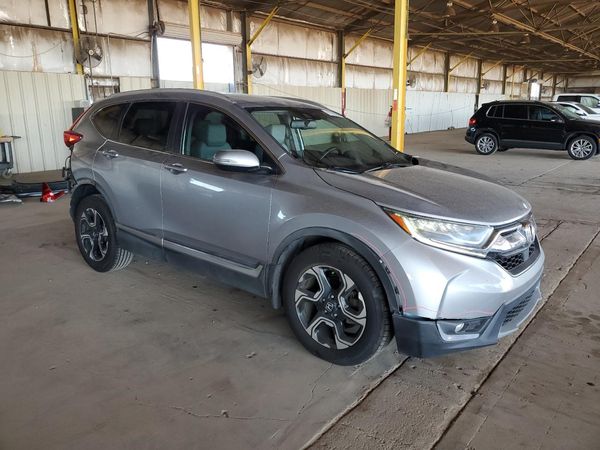2017 HONDA CRV Touring — Passenger 3/4