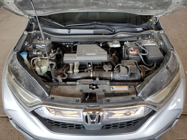 2017 HONDA CRV Touring — Engine bay