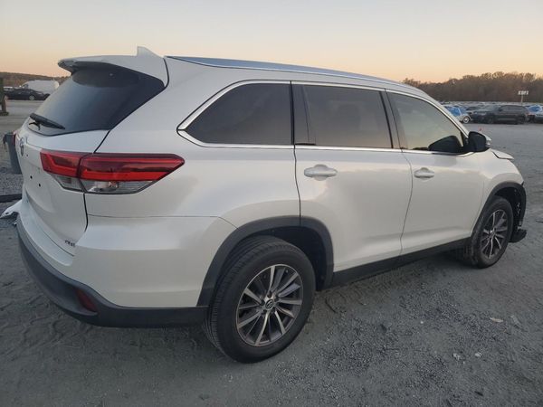 2019 TOYOTA HIGHLANDER SE/XLE