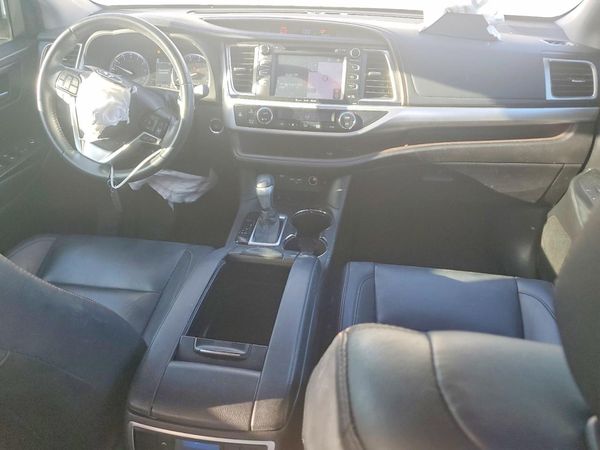 2019 TOYOTA HIGHLANDER SE/XLE