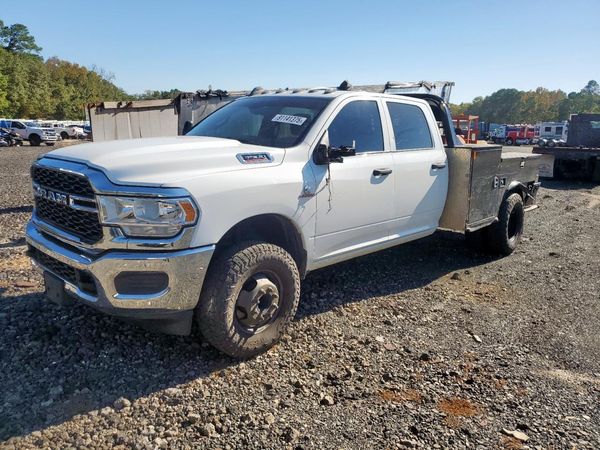2023 RAM 3500