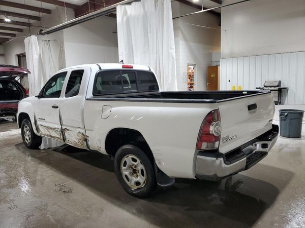 2015 TOYOTA TACOMA