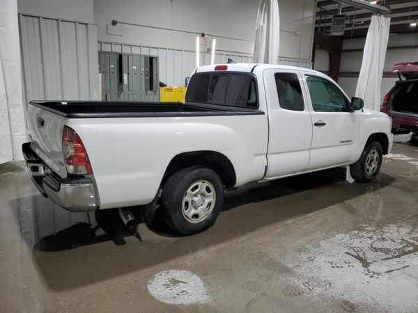 2015 TOYOTA TACOMA