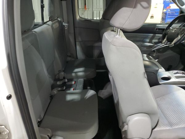 2015 TOYOTA TACOMA