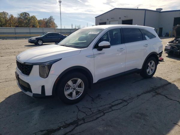 2025 KIA SORENTO