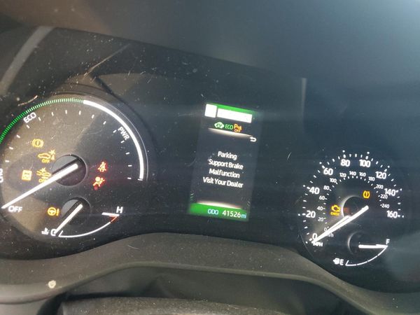 2024 TOYOTA SIENNA XLE — ODOM