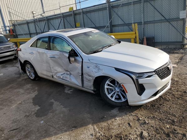 2023 CADILLAC CT4 Luxury+