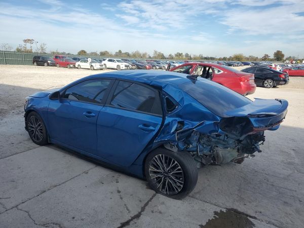 2023 KIA FORTE GT Line