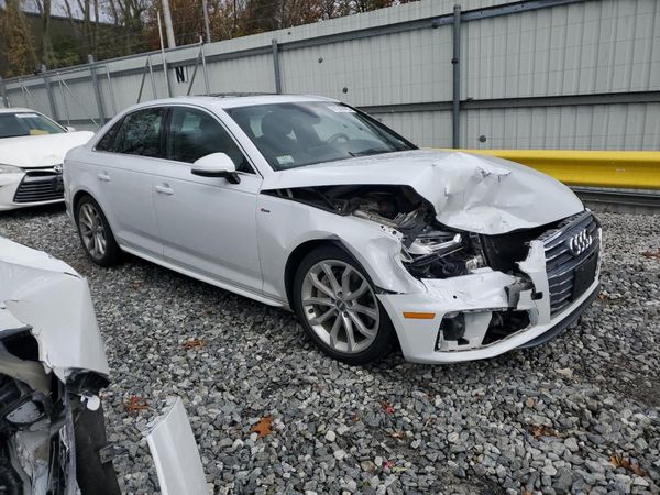 2019 AUDI A4 quattro Premium Plus