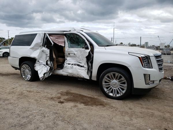 2019 CADILLAC ESCALADE ESV Platinum