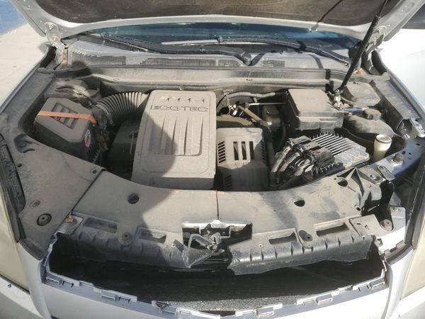 2012 CHEVROLET EQUINOX LS — Engine bay