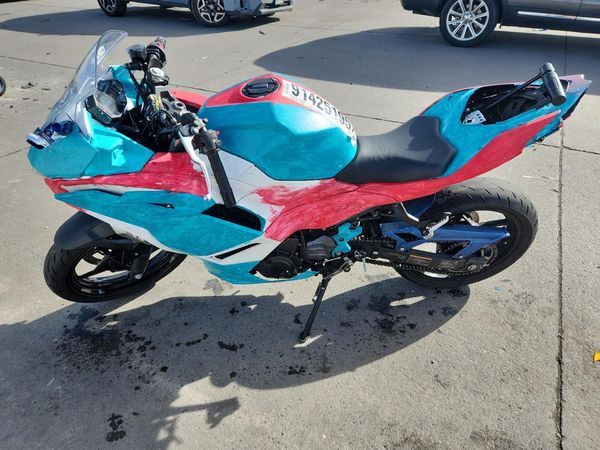 2025 KAWASAKI EX500