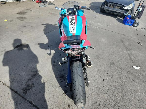 2025 KAWASAKI EX500
