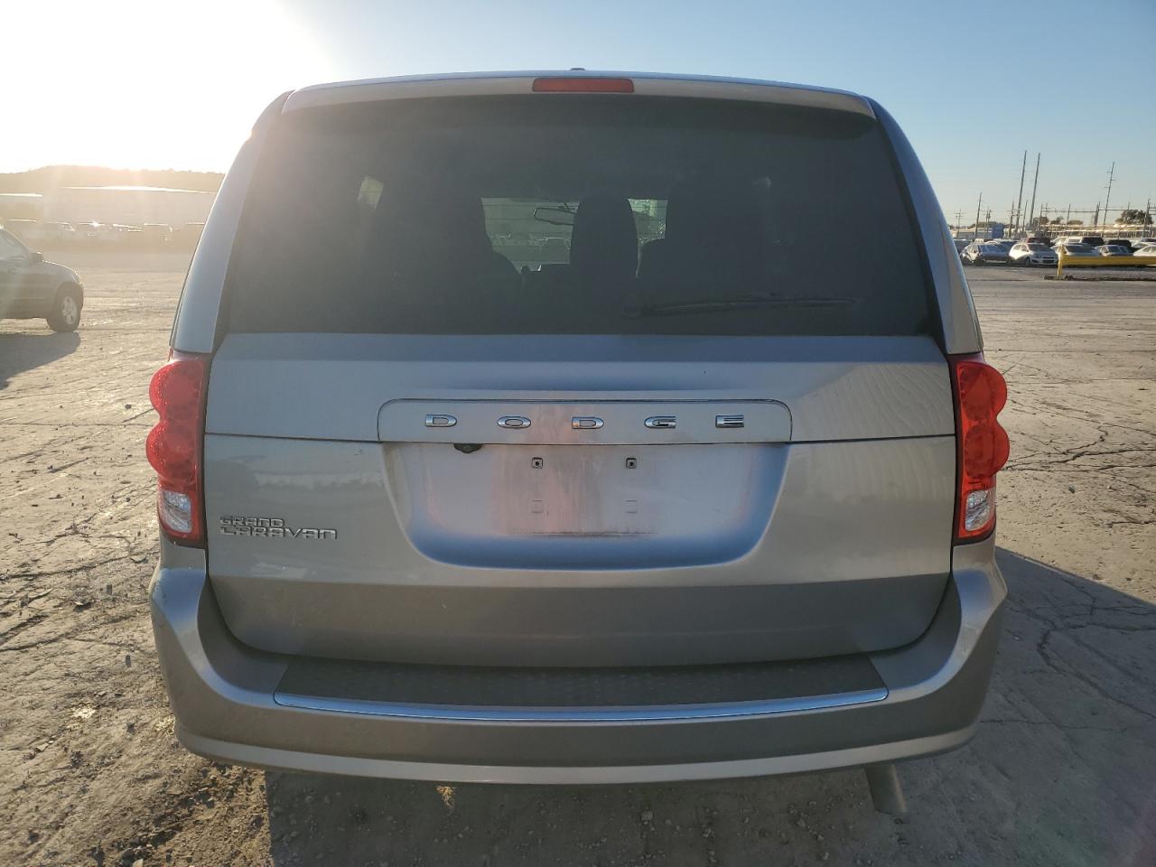 2018 DODGE GRAND CARAVAN SE