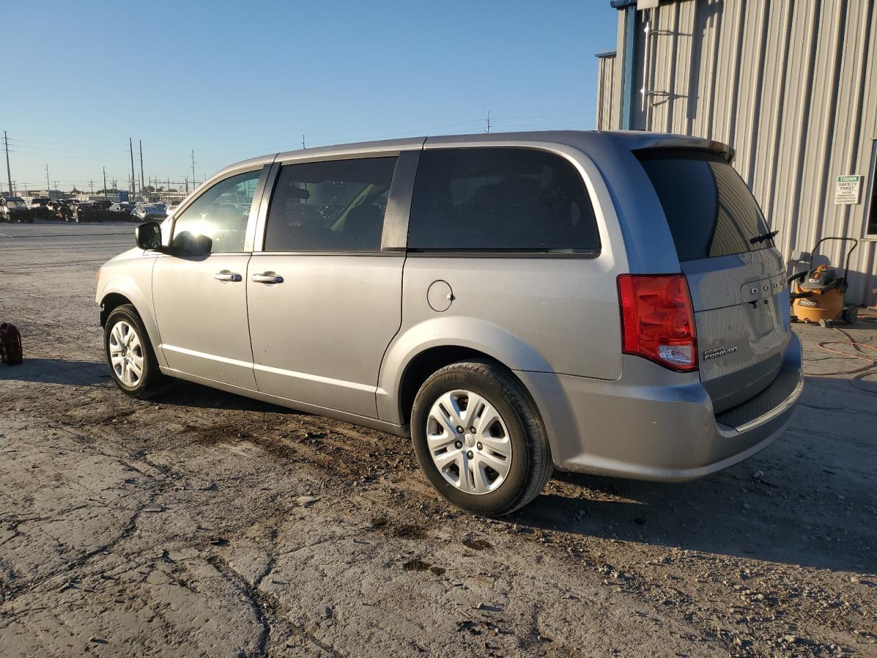 2018 DODGE GRAND CARAVAN SE