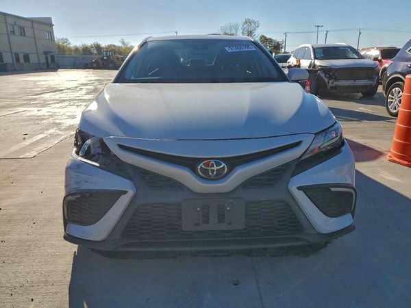 2023 TOYOTA CAMRY
