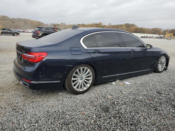 2017 BMW 740