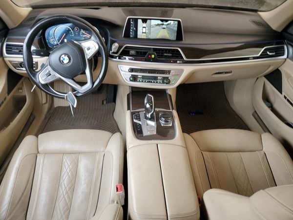2017 BMW 740
