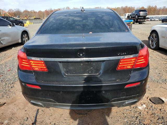 2015 BMW 740i