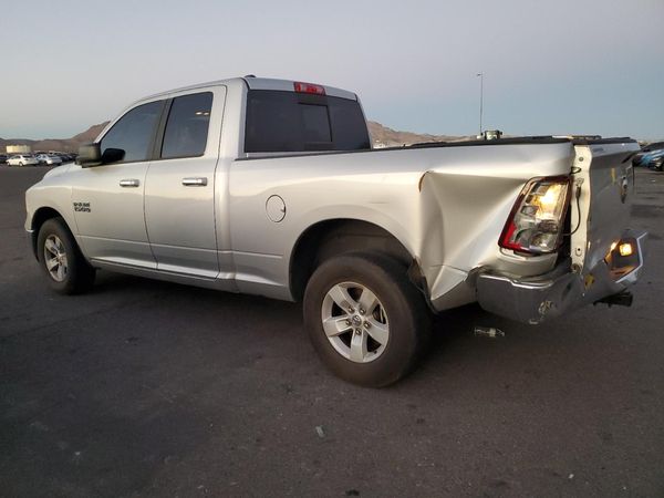 2018 RAM 1500 SLT QUAD CAB 4X2