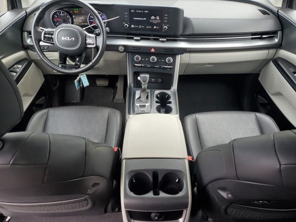 2024 KIA CARNIVAL