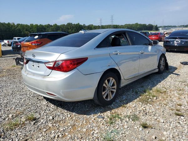 2012 HYUNDAI SONATA Middle-low level