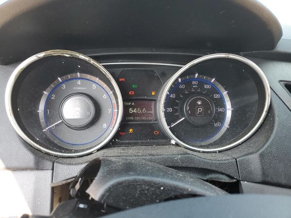 2012 HYUNDAI SONATA Middle-low level