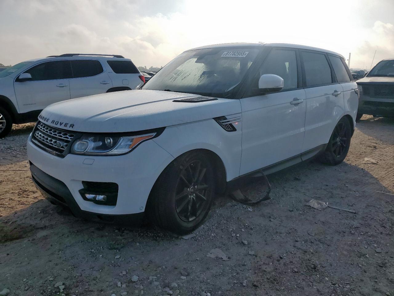2016 LAND ROVER RANGEROVER HSE — Front 3/4