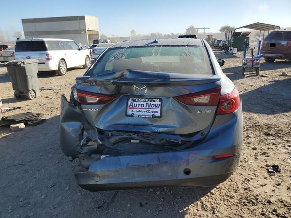2015 MAZDA 3