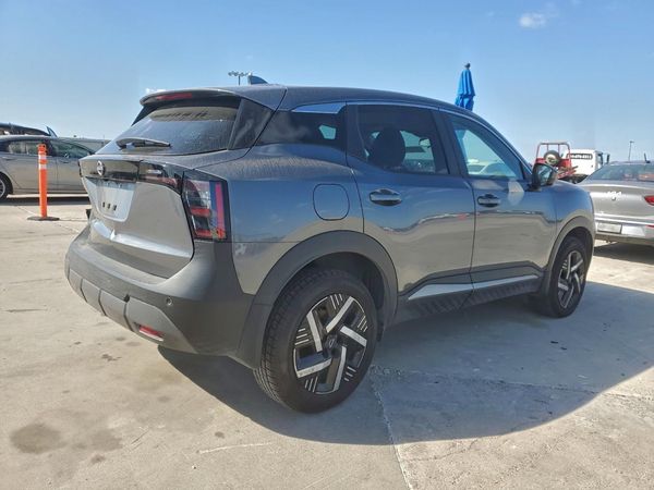 2025 NISSAN KICKS