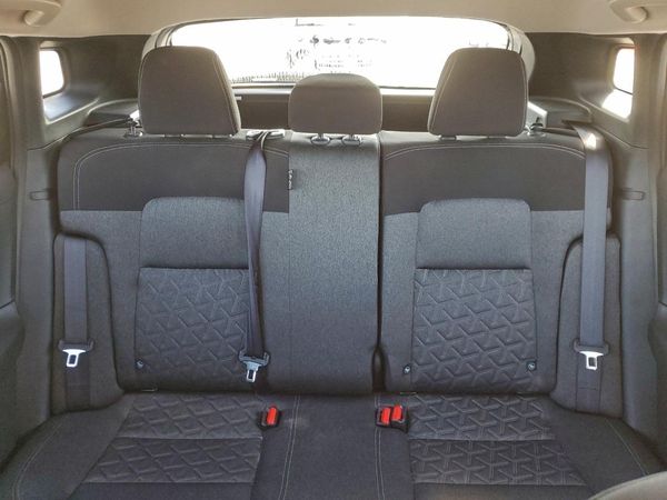 2025 NISSAN KICKS