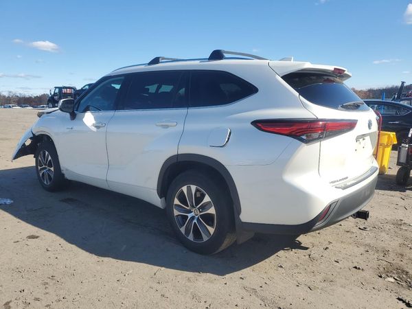 2020 TOYOTA HIGHLANDER
