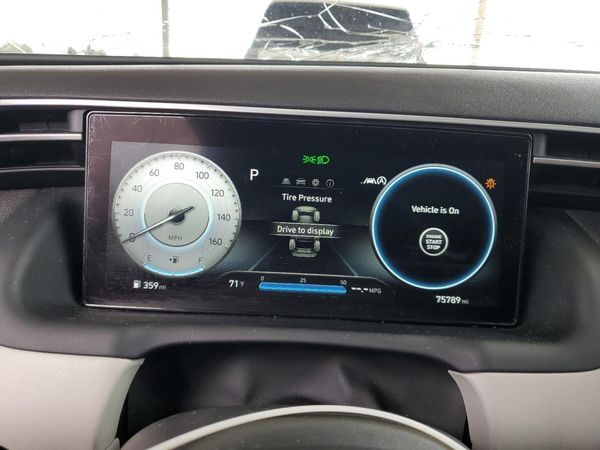 2022 HYUNDAI TUCSON