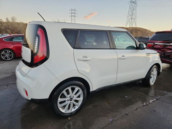 2019 KIA SOUL