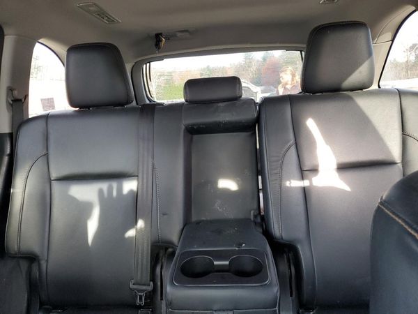 2017 TOYOTA HIGHLANDER