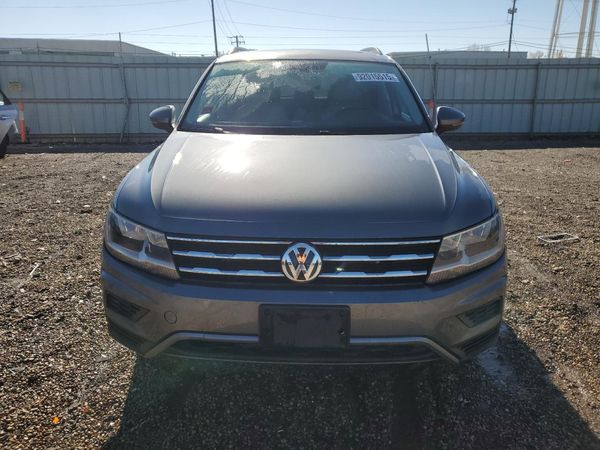 2019 VOLKSWAGEN TIGUAN