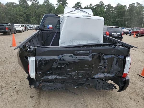 2025 TOYOTA TUNDRA SR