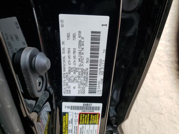 2025 TOYOTA TUNDRA SR
