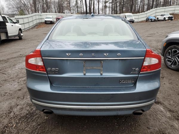 2014 VOLVO S80