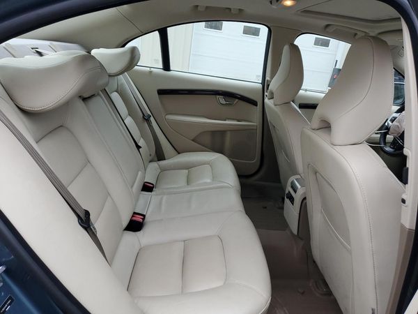 2014 VOLVO S80