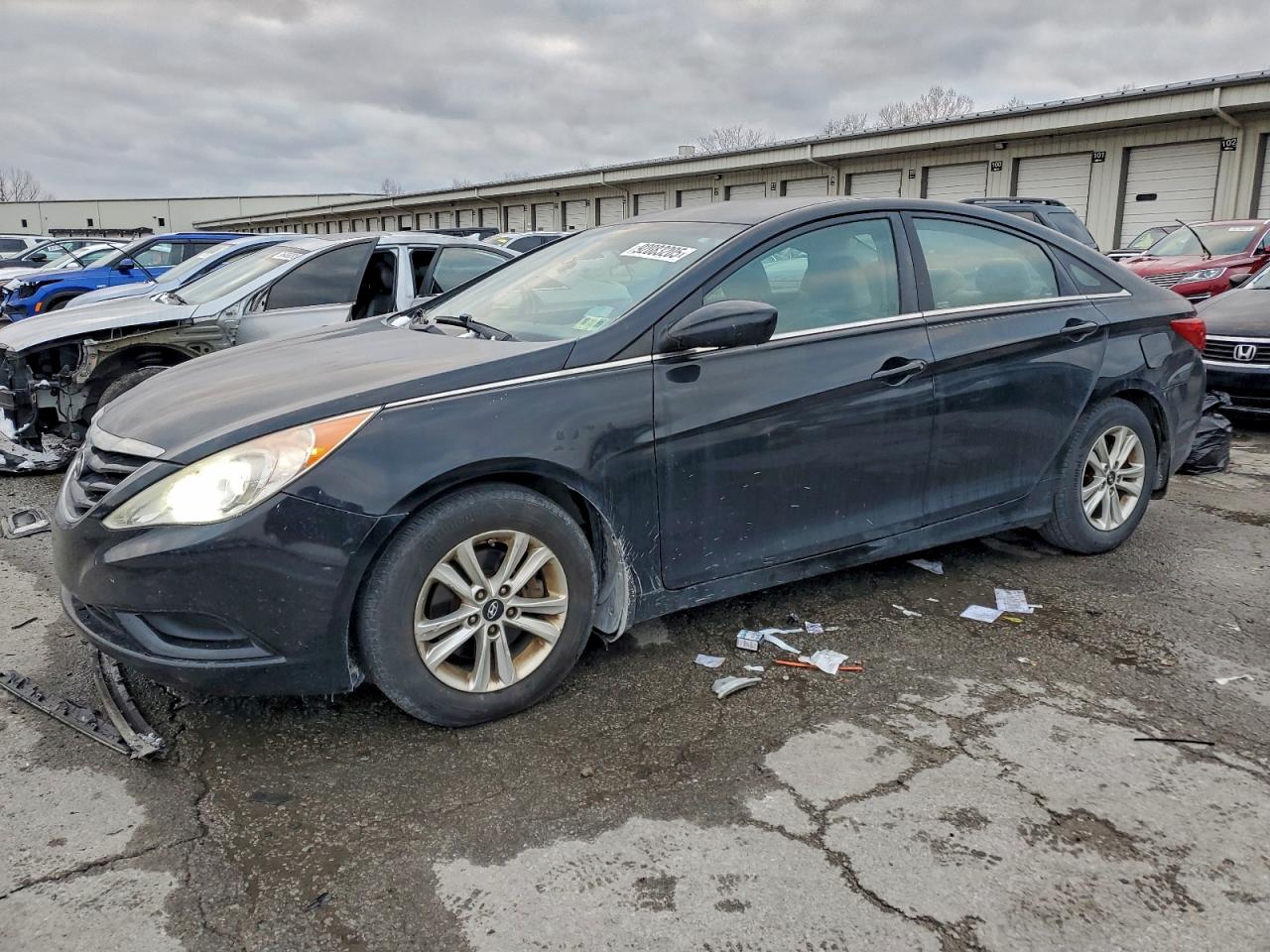2013 HYUNDAI SONATA GLS/ GLS Popular